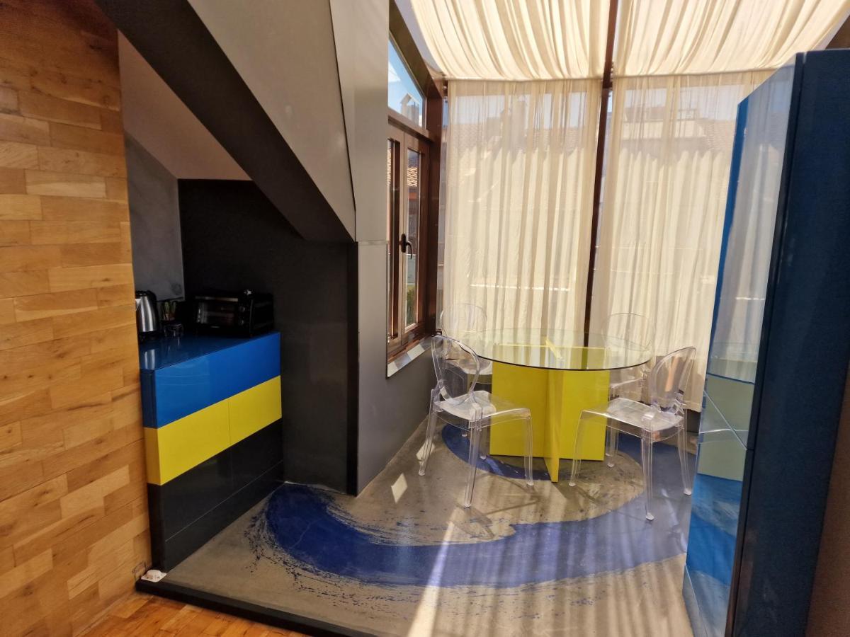 Art Penthouse Apartment Burgas Luaran gambar